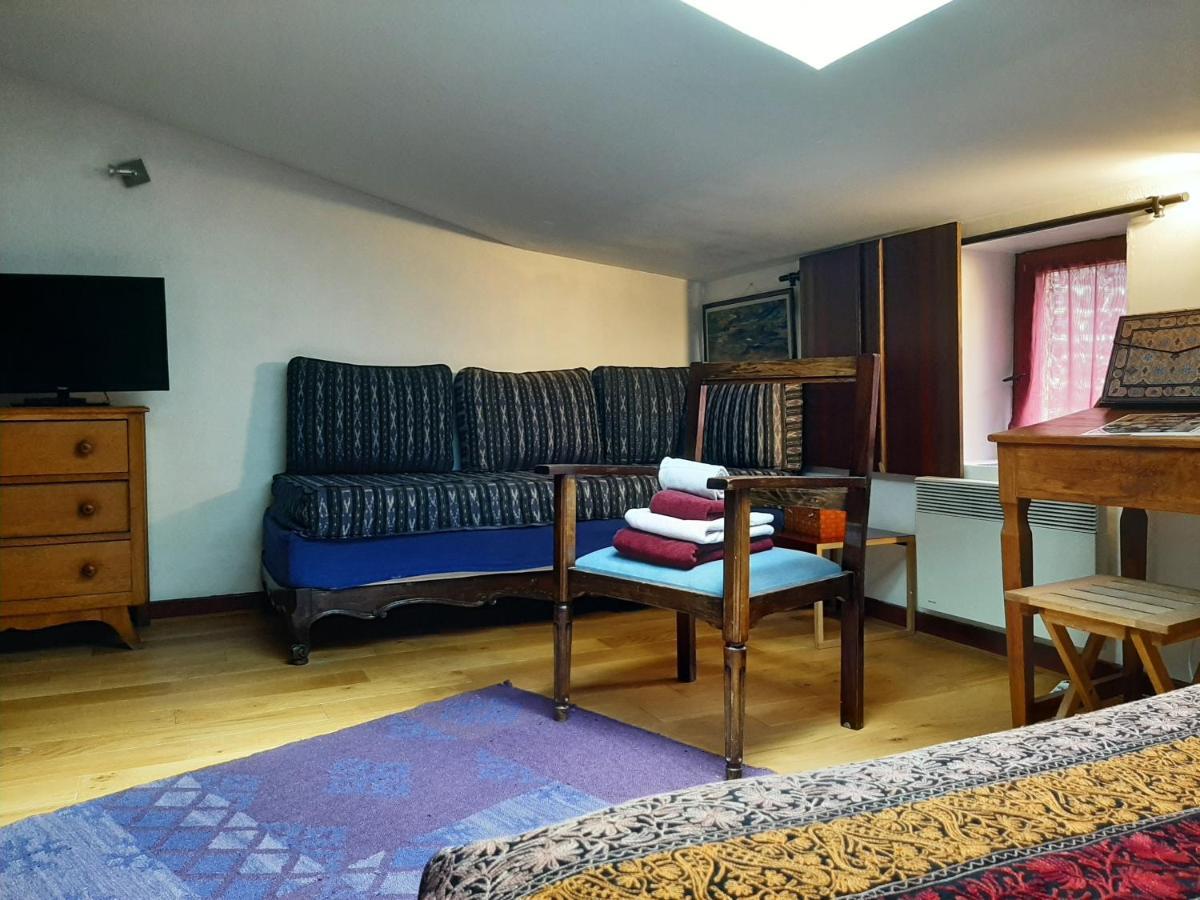 كليرمونت-فيراند Chambres D'Hotes Le Petit Siam : Le Calme En Centre Ville المظهر الخارجي الصورة